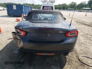 2017 FIAT 124 Spider Elaborazione Abarth z VIN JC1NFAEK7H0105552, wystawiony jako Copart lot #56194464 z przebiegiem 64 001 mil mil oraz Szkody całkowita. Historia ofert i sprzedaży dostępna na DreamBid. Obrazek 6.