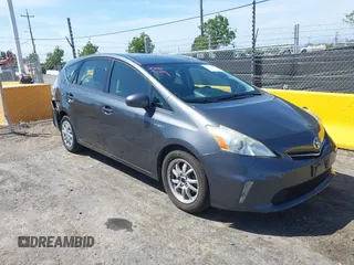 2012 Toyota Prius Two z VIN JTDZN3EU3C3019666, wystawiony jako IAAI lot #42153410 z przebiegiem 135 313 mil mil oraz . Historia ofert i sprzedaży dostępna na DreamBid. Obrazek 1.