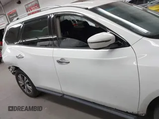 2019 Nissan Pathfinder SV with VIN 5N1DR2MN4KC597241, listed as a IAAI auction lot 41940164 with 137,016 mi miles and . Bid and sale history available at DreamBid. Image 13.