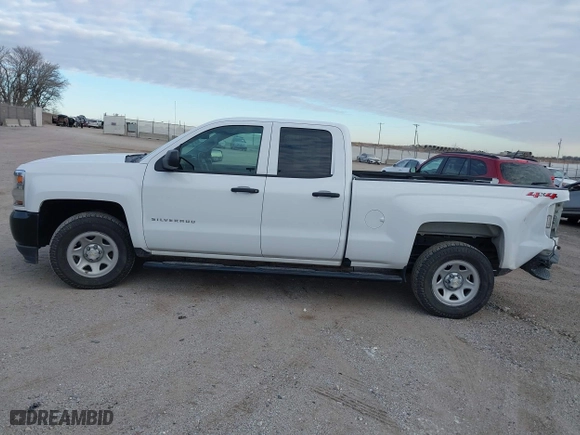 2018 Chevrolet Silverado 1500 Work Truck with VIN 1GCVKNEC7JZ121282, listed as a IAAI auction lot 41259105 with 82,746 mi miles. Bid and sale history available at carsss.com. Image 15.