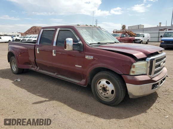 2005 Ford F-350 XL z VIN 1FTWW32P35ED08827, wystawiony jako Copart lot #56028555 z przebiegiem 198 768 mil mil oraz Czysty tytuł • Clean title. Historia ofert i sprzedaży dostępna na DreamBid. Obrazek 4.