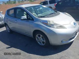 2012 Nissan LEAF SL with VIN JN1AZ0CP9CT021731, listed as a IAAI auction lot 41978898 with 33,198 mi miles. Bid and sale history available at carsss.com. Image 1.
