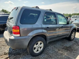 2005 Ford Escape XLT with VIN 1FMYU93135DA09027, listed as a Copart auction lot 63322395 with 144,020 mi miles and Clean title. Bid and sale history available at DreamBid. Image 3.