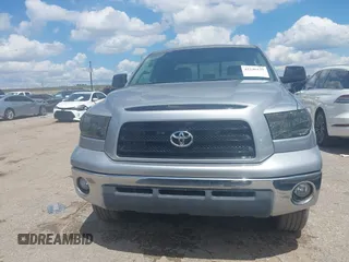 2008 Toyota Tundra z VIN 5TFRV54158X060478, wystawiony jako IAAI lot #42246179 z przebiegiem 21 584 mil mil oraz . Historia ofert i sprzedaży dostępna na DreamBid. Obrazek 12.