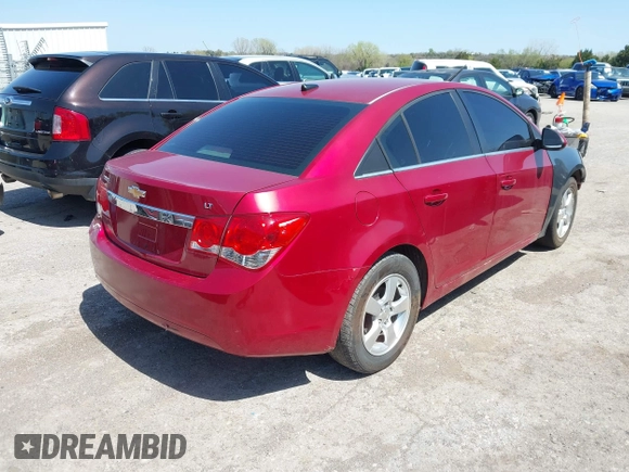 2014 Chevrolet Cruze 1LT z VIN 1G1PC5SB4E7322259, wystawiony jako IAAI lot #41979829 z przebiegiem 193 434 mil mil oraz . Historia ofert i sprzedaży dostępna na DreamBid. Obrazek 3.