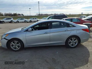 2012 Hyundai Sonata 2.4L Limited PZEV with VIN 5NPEC4AC2CH364571, listed as a IAAI auction lot 41813774 with 146,977 mi miles. Bid and sale history available at carsss.com. Image 15.