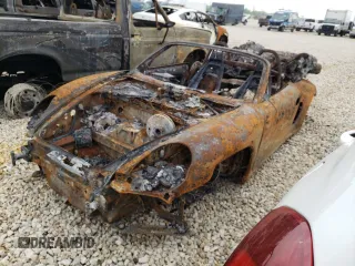 2006 Porsche Boxster z VIN WP0CA29866U710875, wystawiony jako Copart lot #50157205 z przebiegiem Nie podano mil oraz Nie do naprawy • Non repairable. Historia ofert i sprzedaży dostępna na DreamBid. Obrazek 1.