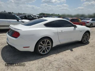 2021 Ford Mustang GT z VIN 1FA6P8CF2M5117291, wystawiony jako Copart lot #56486855 z przebiegiem 31 183 mil mil oraz Szkody całkowita. Historia ofert i sprzedaży dostępna na DreamBid. Obrazek 3.