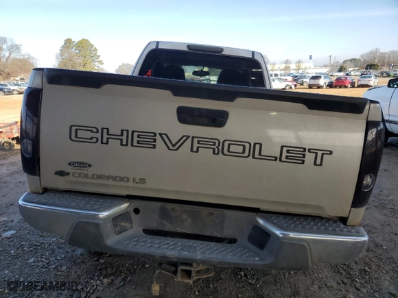 2005 Chevrolet Colorado LS Z71 with VIN 1GCDT196058219751, listed as a Copart auction lot 43018135 with 280,096 mi miles and Salvage Title. Bid and sale history available at carsss.com. Image 6.