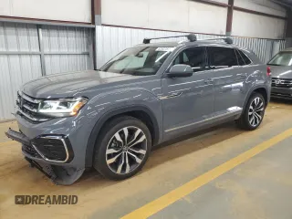 2021 Volkswagen Atlas SEL Premium R-Line with VIN 1V2FE2CA2MC238981, listed as a Copart auction lot 62637875 with 43,064 mi miles and Salvage title. Bid and sale history available at DreamBid. Image 1.