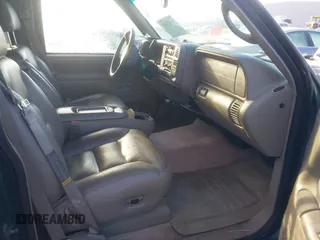 1997 GMC Suburban z VIN 1GKGK26J6VJ758001, wystawiony jako IAAI lot #41457050 z przebiegiem 164 337 mil mil oraz . Historia ofert i sprzedaży dostępna na DreamBid. Obrazek 5.