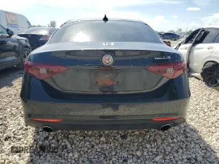 2019 Alfa Romeo Giulia Sport with VIN ZARFAMAN4K7621704, listed as a Copart auction lot 70290444 with 50,015 mi miles and Non Repairable. Bid and sale history available at carsss.com. Image 6.