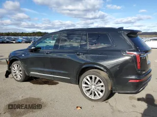 2021 Cadillac XT6 Sport z VIN 1GYKPGRS0MZ215942, wystawiony jako Copart lot #84830084 z przebiegiem 29 930 mil mil oraz Szkoda całkowita • Salvage title. Historia ofert i sprzedaży dostępna na DreamBid. Obrazek 2.