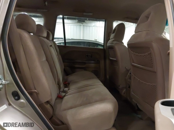 2004 Honda Pilot EX with VIN 2HKYF18464H567384, listed as a IAAI auction lot 41790773 with 142,534 mi miles. Bid and sale history available at carsss.com. Image 8.