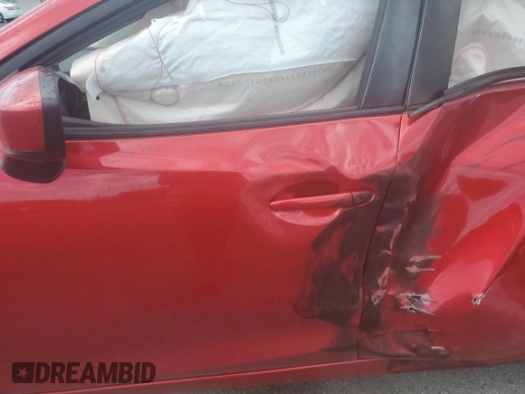 2015 Mazda 3 i Sport z VIN JM1BM1U7XF1249578, wystawiony jako Copart lot #55535435 z przebiegiem 98 243 mil mil oraz Szkoda całkowita • Salvage title. Historia ofert i sprzedaży dostępna na DreamBid. Obrazek 7.