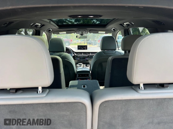 2019 Audi Q7 Premium Plus with VIN WA1LAAF75KD041511, listed as a Copart auction lot 61382725 with 165,707 mi miles and Clean title. Bid and sale history available at DreamBid. Image 9.