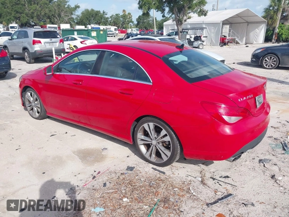 2014 Mercedes-Benz CLA 250 z VIN WDDSJ4EB6EN028246, wystawiony jako IAAI lot #42468644 z przebiegiem 67 993 mil mil oraz . Historia ofert i sprzedaży dostępna na DreamBid. Obrazek 3.