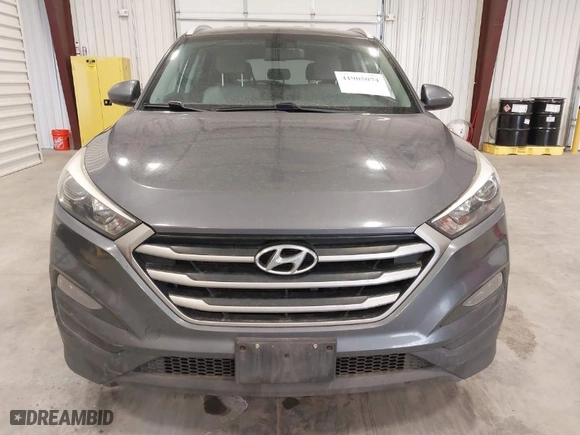 2018 Hyundai Tucson SEL with VIN KM8J3CA40JU752267, listed as a IAAI auction lot 41905074 with 87,481 mi miles. Bid and sale history available at carsss.com. Image 12.