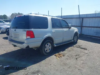 2006 Ford Expedition Limited with VIN 1FMFU19526LA76339, listed as a IAAI auction lot 41761073 with 191,901 mi miles. Bid and sale history available at carsss.com. Image 4.