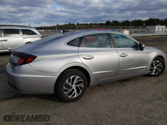 2021 Hyundai Sonata Hybrid Blue with VIN KMHL24JJ4MA018423, listed as a Copart auction lot 68838752 with 15,999 mi miles. Bid and sale history available at carsss.com. Image 3.