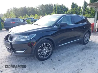 2016 Lincoln MKX Reserve with VIN 2LMTJ6LP9GBL27835, listed as a IAAI auction lot 42175905 with 87,541 mi miles. Bid and sale history available at carsss.com. Image 21.