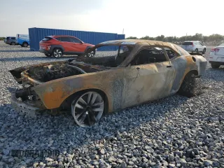 2019 Dodge Challenger R/T Scat Pack z VIN 2C3CDZFJ1KH688227, wystawiony jako Copart lot #56164365 z przebiegiem Nie podano mil oraz Nie do naprawy • Non repairable. Historia ofert i sprzedaży dostępna na DreamBid. Obrazek 1.