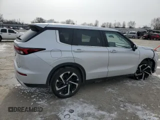 2024 Mitsubishi Outlander SE z VIN JA4J4VA88RZ020090, wystawiony jako Copart lot #45466615 z przebiegiem 41 644 mil mil oraz Szkoda całkowita • Salvage title. Historia ofert i sprzedaży dostępna na DreamBid. Obrazek 3.