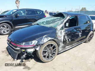 2017 Volkswagen GTI S с VIN 3VW4T7AU3HM069158, выставлен на аукционе IAAI как лот 42298957 с пробегом 53 433 миль миль и . История ставок и продаж доступна на DreamBid. Изображение 2.