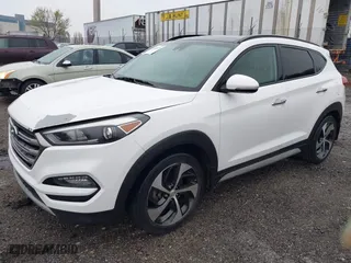 2018 Hyundai Tucson Value with VIN KM8J3CA2XJU646262, listed as a IAAI auction lot 41955929 with 1 mi miles. Bid and sale history available at carsss.com. Image 20.