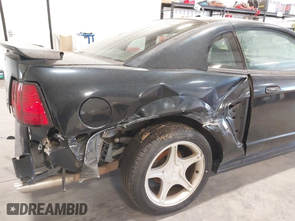2002 Ford Mustang GT Deluxe with VIN 1FAFP42X32F241774, listed as a IAAI auction lot 41822360 with 130,101 mi miles. Bid and sale history available at carsss.com. Image 6.