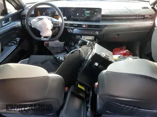 2025 Kia K5 GT-Line with VIN KNAG64J7XS5290556, listed as a Copart auction lot 84725424 with 8,021 mi miles and Salvage Title. Bid and sale history available at carsss.com. Image 8.