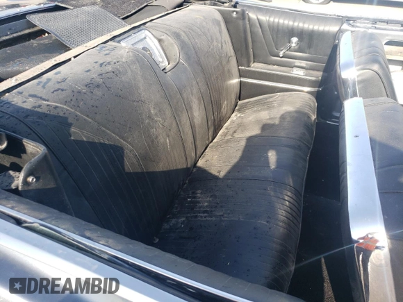 1965 Chevrolet Impala z VIN 166675S178371, wystawiony jako Copart lot #62475694 z przebiegiem 1 019 mil mil oraz Szkoda całkowita • Salvage title. Historia ofert i sprzedaży dostępna na DreamBid. Obrazek 10.