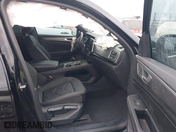 2024 Volkswagen Atlas SE z VIN 1V2LE2CA7RC210703, wystawiony jako IAAI lot #41281929 z przebiegiem Nie podano mil oraz . Historia ofert i sprzedaży dostępna na DreamBid. Obrazek 5.