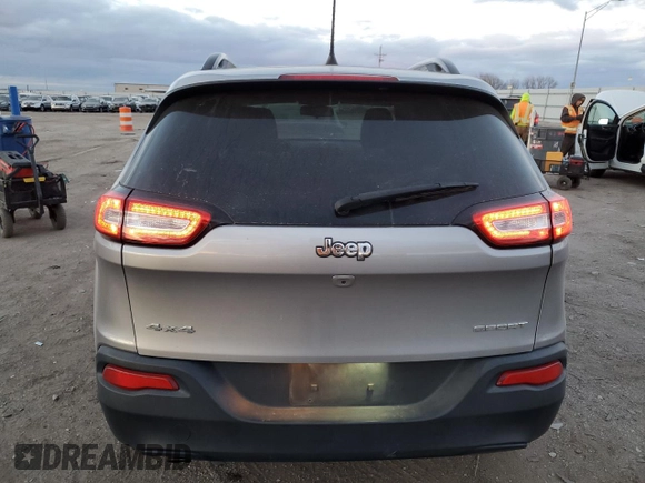 2016 Jeep Cherokee Altitude с VIN 1C4PJMAB2GW349218, выставлен на аукционе Copart как лот 84157794 с пробегом 166 478 миль миль и Списание • Salvage title. История ставок и продаж доступна на DreamBid. Изображение 6.