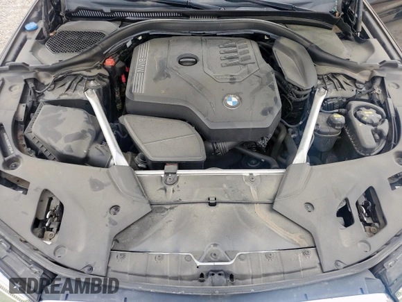 2021 BMW 5 Series 530i z VIN WBA53BH00MCF87964, wystawiony jako Copart lot #55926825 z przebiegiem 88 880 mil mil oraz Czysty tytuł • Clean title. Historia ofert i sprzedaży dostępna na DreamBid. Obrazek 11.