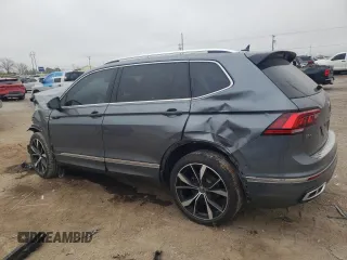 2024 Volkswagen Tiguan SEL R-Line with VIN 3VV4B7AX7RM158394, listed as a Copart auction lot 51044755 with 5,566 mi miles and Salvage title. Bid and sale history available at DreamBid. Image 2.