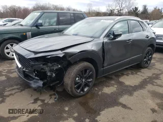 2024 Mazda CX-30 S Select Sport z VIN 3MVDMBBM3RM624935, wystawiony jako Copart lot #52300165 z przebiegiem 8921 mil mil oraz Szkody całkowita. Historia ofert i sprzedaży dostępna na DreamBid. Obrazek 1.