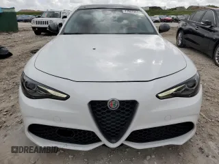 2019 Alfa Romeo Giulia Sport with VIN ZARFAMAN4K7612887, listed as a Copart auction lot 77937084 with 40,167 mi miles and Salvage Title. Bid and sale history available at carsss.com. Image 5.