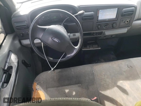 2005 Ford Super Duty F-250 XL with VIN 1FTSX20P85EB90248, listed as a Copart auction lot 72090224 with 214,818 mi miles and Salvage Title. Bid and sale history available at carsss.com. Image 8.