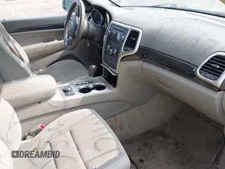 2011 Jeep Grand Cherokee Laredo with VIN 1J4RR4GG9BC643191, listed as a IAAI auction lot 42404547 with Not provided miles and . Bid and sale history available at DreamBid. Image 5.