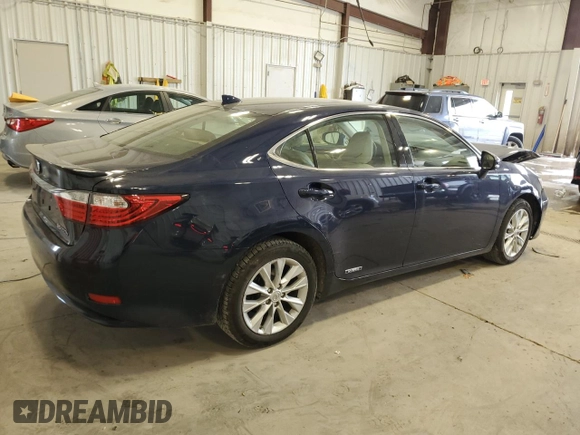 2015 Lexus ES 300h z VIN JTHBW1GG0F2093128, wystawiony jako Copart lot #60292705 z przebiegiem 81 823 mil mil oraz Nie do naprawy • Non repairable. Historia ofert i sprzedaży dostępna na DreamBid. Obrazek 3.