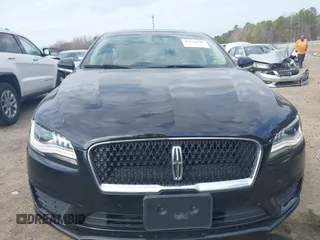 2020 Lincoln MKZ Reserve z VIN 3LN6L5F96LR608237, wystawiony jako IAAI lot #41530295 z przebiegiem 45 144 mil mil oraz . Historia ofert i sprzedaży dostępna na DreamBid. Obrazek 12.