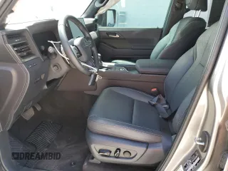 2024 Lexus GX 550 Premium z VIN JTJTBCDX5R5008785, wystawiony jako Copart lot #56320615 z przebiegiem 9 000 mil mil oraz Szkoda całkowita • Salvage title. Historia ofert i sprzedaży dostępna na DreamBid. Obrazek 7.