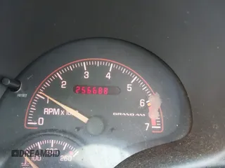 2004 Pontiac Grand Am GT z VIN 1G2NW52E74C179558, wystawiony jako IAAI lot #42191752 z przebiegiem 256 688 mil mil oraz . Historia ofert i sprzedaży dostępna na DreamBid. Obrazek 7.