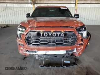 2024 Toyota Sequoia SR5 with VIN 7SVAAABA4RX037155, listed as a Copart auction lot 81374134 with 5,439 mi miles and Salvage Title. Bid and sale history available at carsss.com. Image 5.