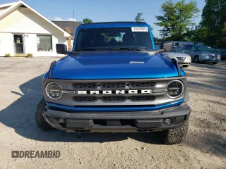 2021 Ford Bronco z VIN 1FMDE5BH2MLA73700, wystawiony jako Copart lot #63024595 z przebiegiem 63 174 mil mil oraz Szkoda całkowita • Salvage title. Historia ofert i sprzedaży dostępna na DreamBid. Obrazek 5.