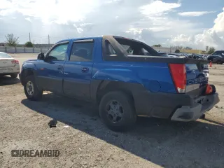 2003 Chevrolet Avalanche with VIN 3GNEC13T73G172929, listed as a Copart auction lot 70961244 with 190,148 mi miles and Salvage Title. Bid and sale history available at carsss.com. Image 2.