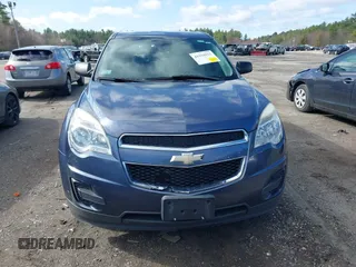 2013 Chevrolet Equinox LS z VIN 2GNFLCEK7D6424860, wystawiony jako IAAI lot #41929922 z przebiegiem 113 675 mil mil oraz . Historia ofert i sprzedaży dostępna na DreamBid. Obrazek 13.