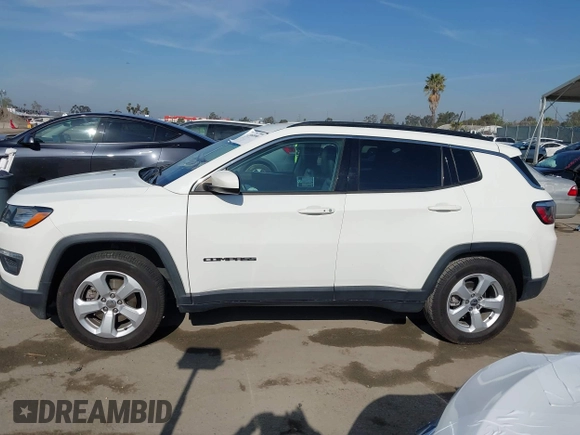 2020 Jeep Compass Altitude z VIN 3C4NJCBB8LT124978, wystawiony jako IAAI lot #42084990 z przebiegiem 101 501 mil mil oraz . Historia ofert i sprzedaży dostępna na DreamBid. Obrazek 14.
