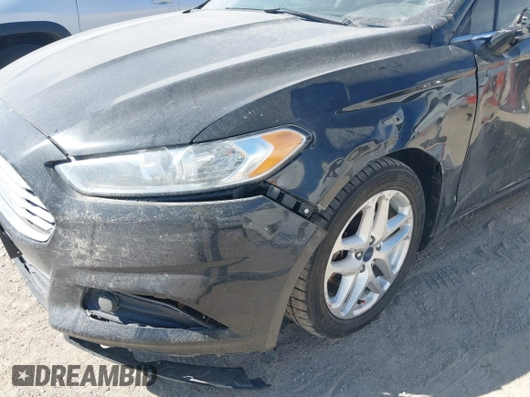 2016 Ford Fusion SE with VIN 3FA6P0HD3GR161715, listed as a IAAI auction lot 41885079 with 110,306 mi miles. Bid and sale history available at carsss.com. Image 6.